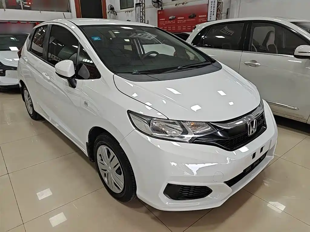 Fit 2018 1.5L CVT Comfort Edition купить на сайте DeffCars