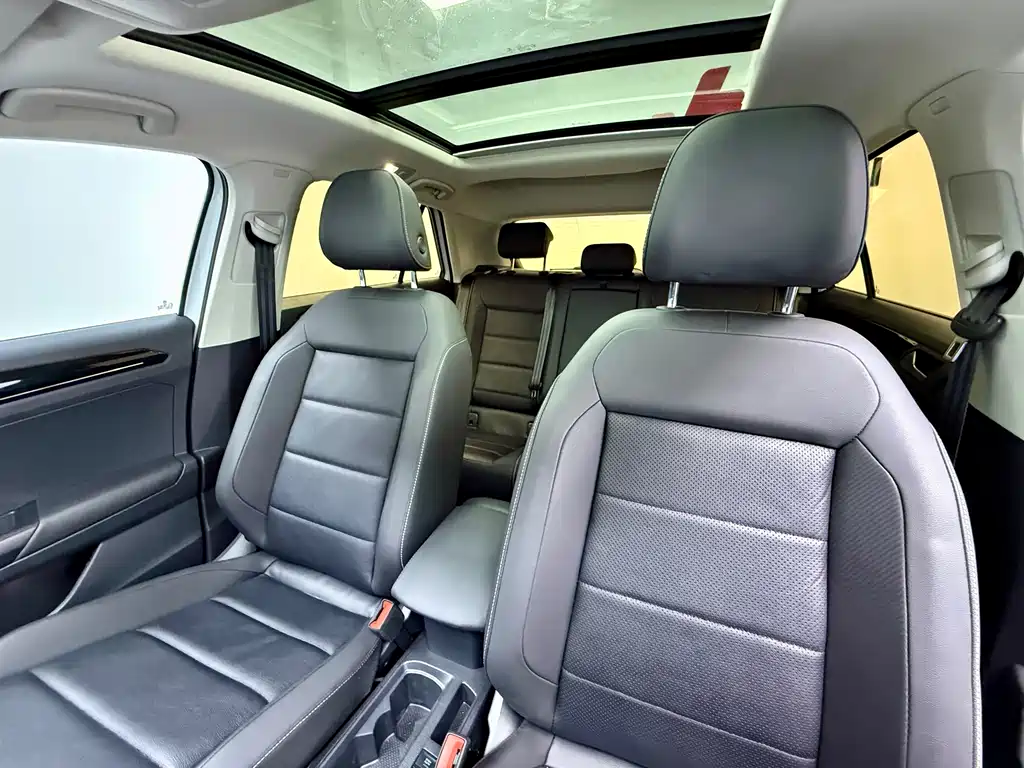 T-ROC 2022 model 280TSI DSG two-wheel drive comfort PLUS купить на сайте DeffCars