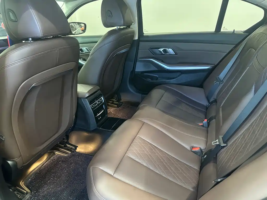 BMW 3 Series 2024 320Li M Sports Package купить на сайте DeffCars