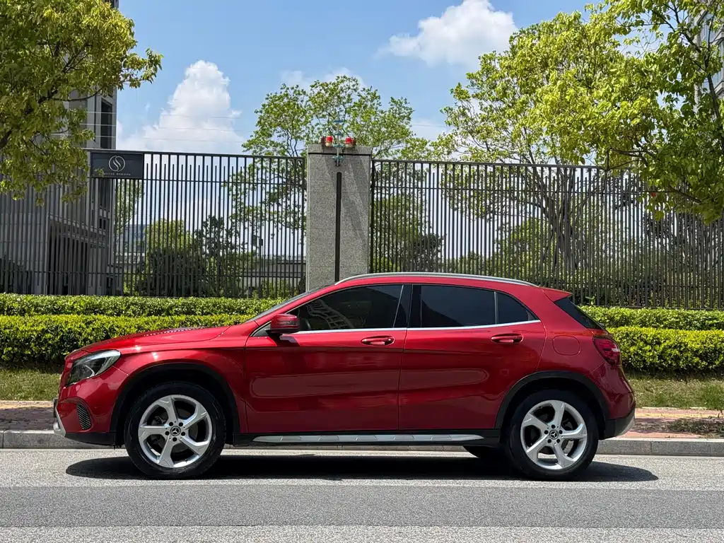 Mercedes-Benz GLA 2019 GLA 200 Dynamic купить на сайте DeffCars