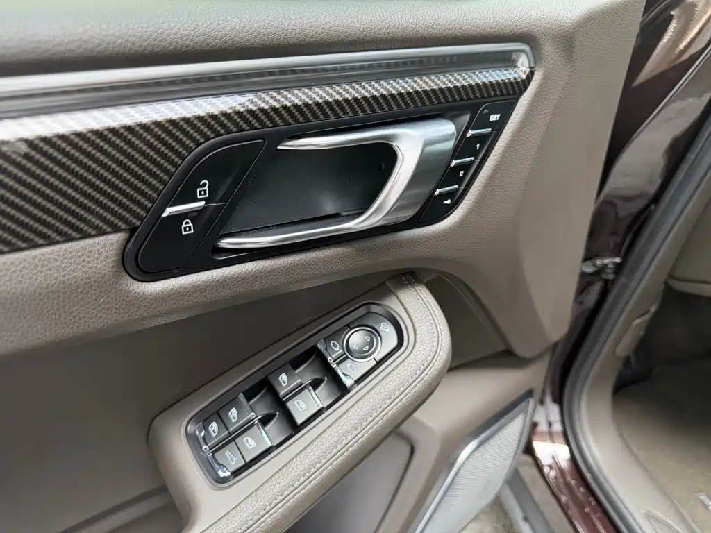 Macan 2020 Macan 2.0T купить на сайте DeffCars