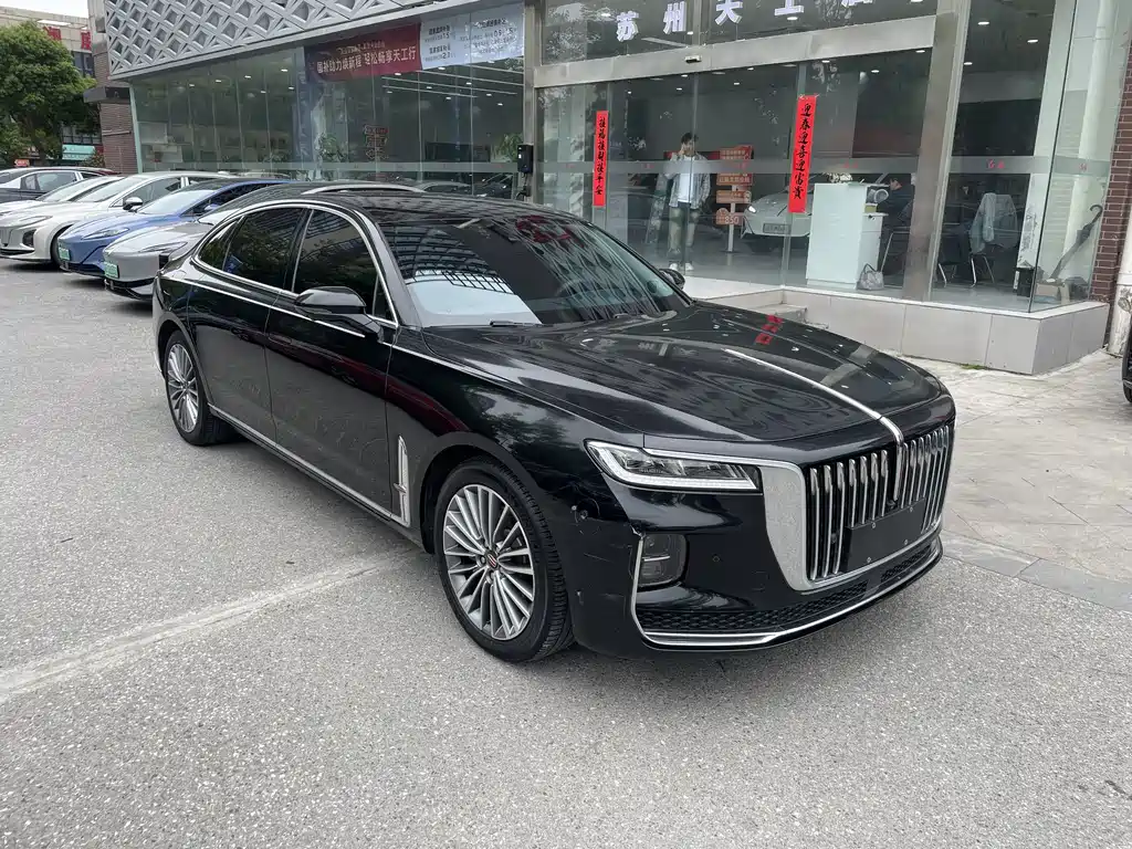 Hongqi H9 2022 2.0T Zhilian Qichang Edition купить на сайте DeffCars