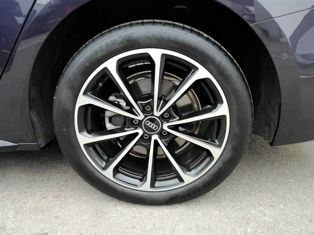 Audi A5L 2026 2.0T Sports Edition Plus купить на сайте DeffCars