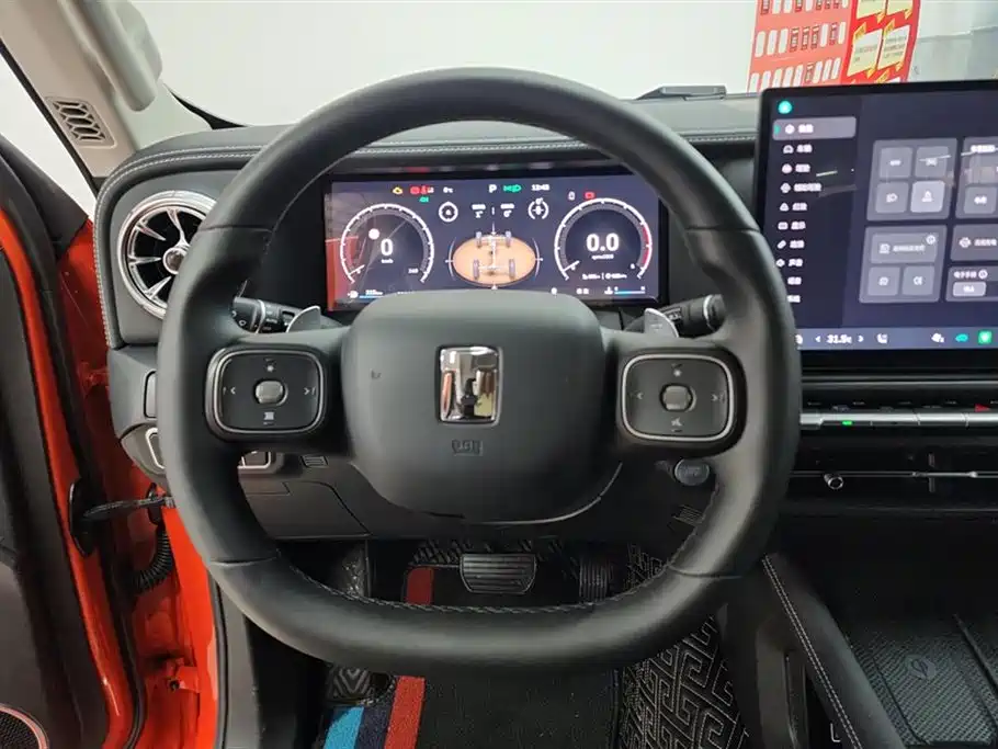 Tank 300 2025 2.0T gasoline challenger купить на сайте DeffCars