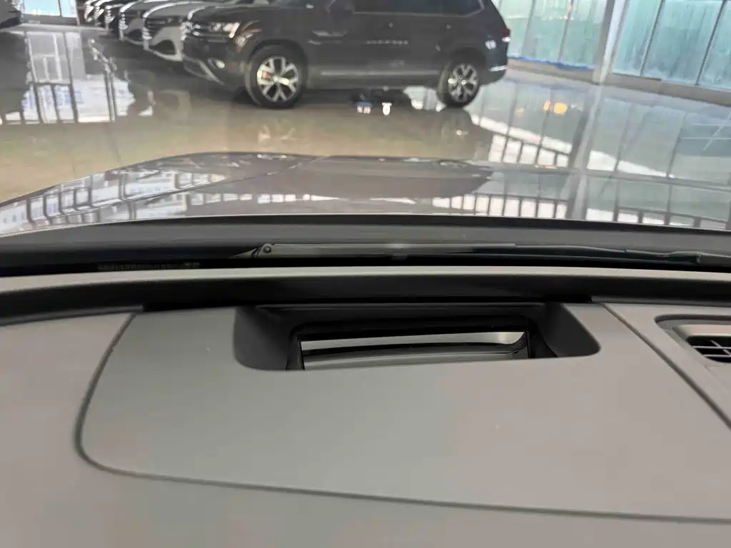 Passat 2025 Pro 380TSI Dragon Edition купить на сайте DeffCars