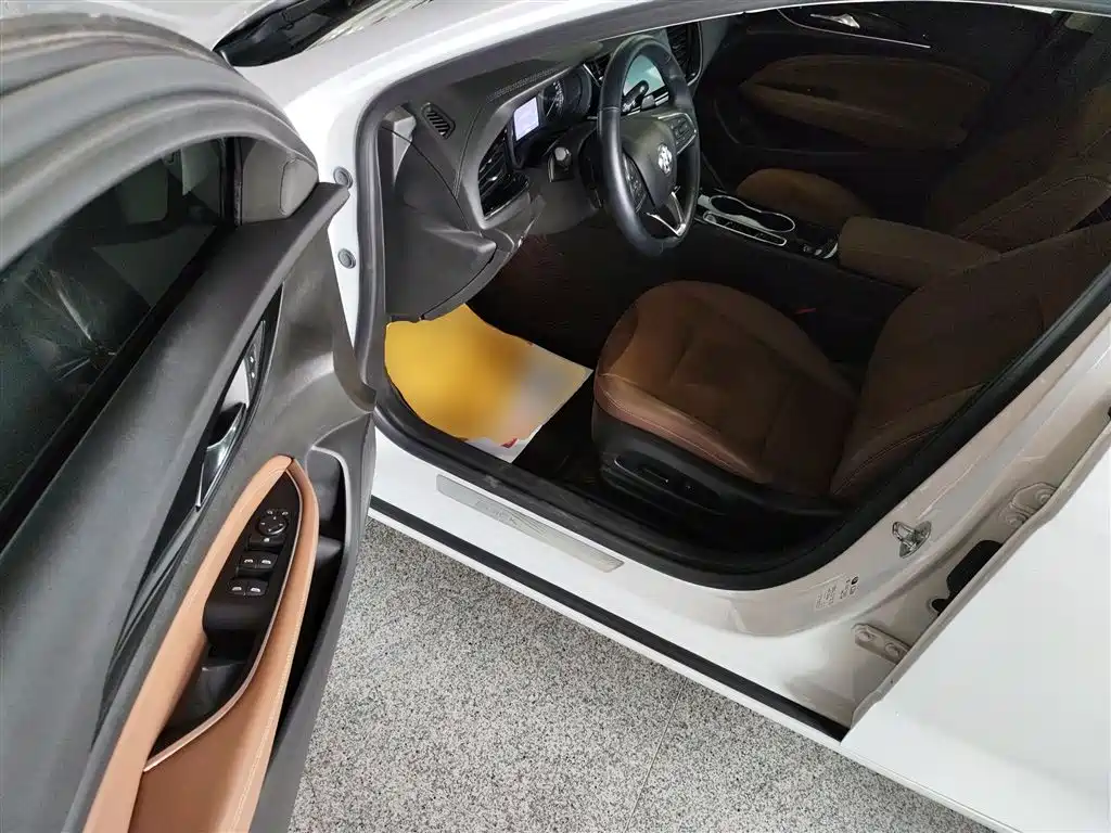 Regal 2022 652T smart model купить на сайте DeffCars