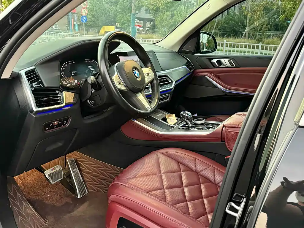 BMW X5 2022 xDrive 30Li M Sports Package купить на сайте DeffCars