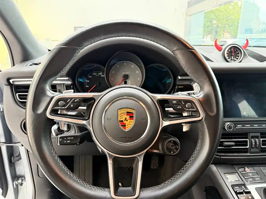 Macan 2021 Macan S 3.0T купить на сайте DeffCars