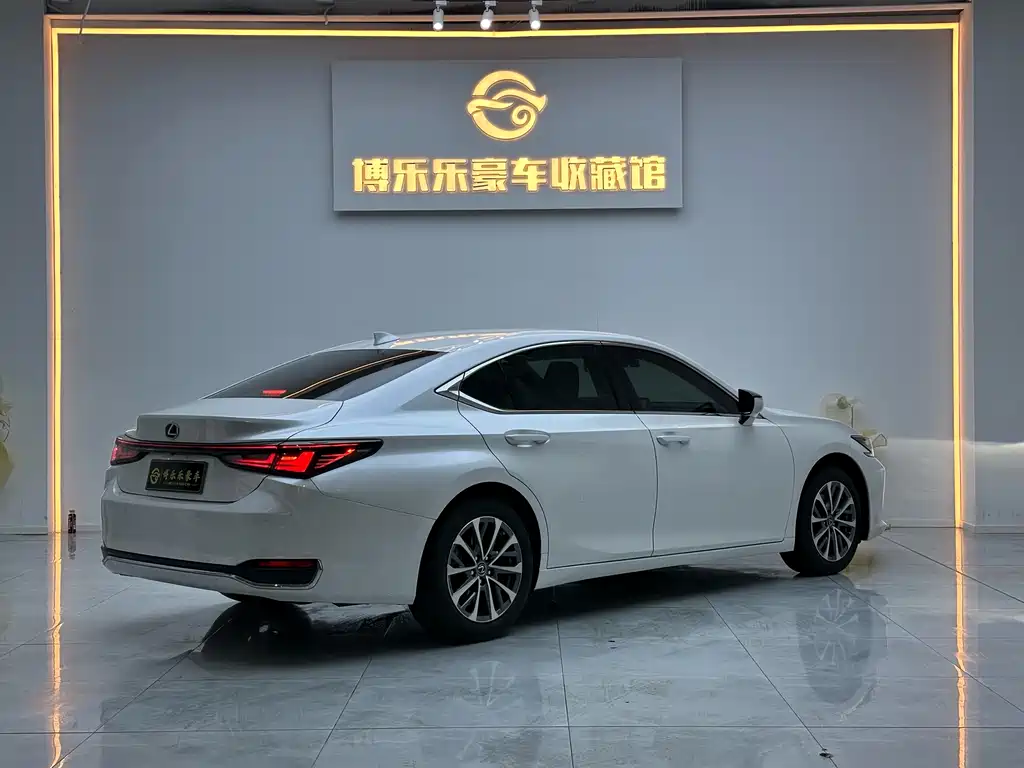 Lexus ES 2025 200 Premium Edition купить на сайте DeffCars