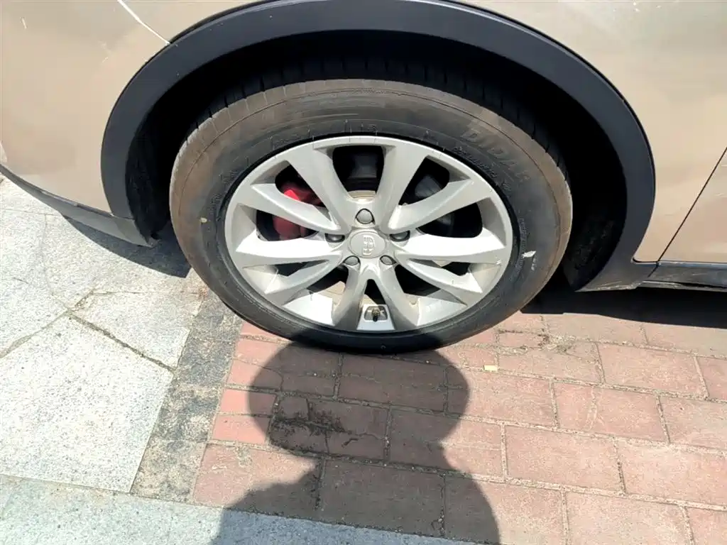 Emgrand GS 2018 sports version 1.4T manual style купить на сайте DeffCars