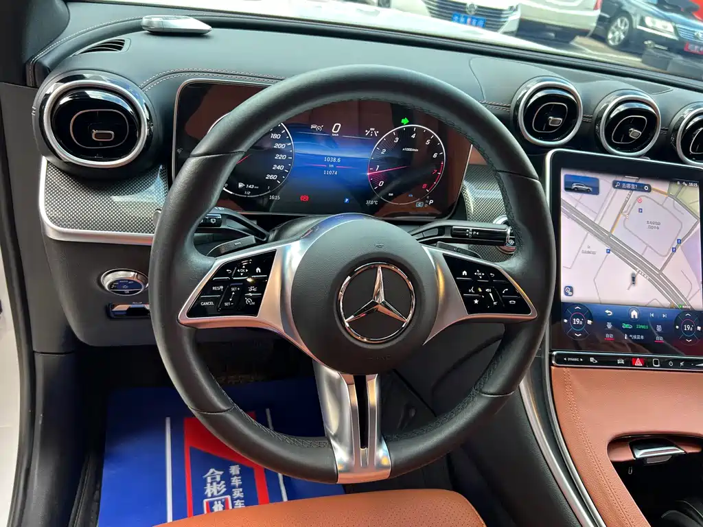 Mercedes GLC 2023 Modified 260L 4MATIC 7 Seater купить на сайте DeffCars