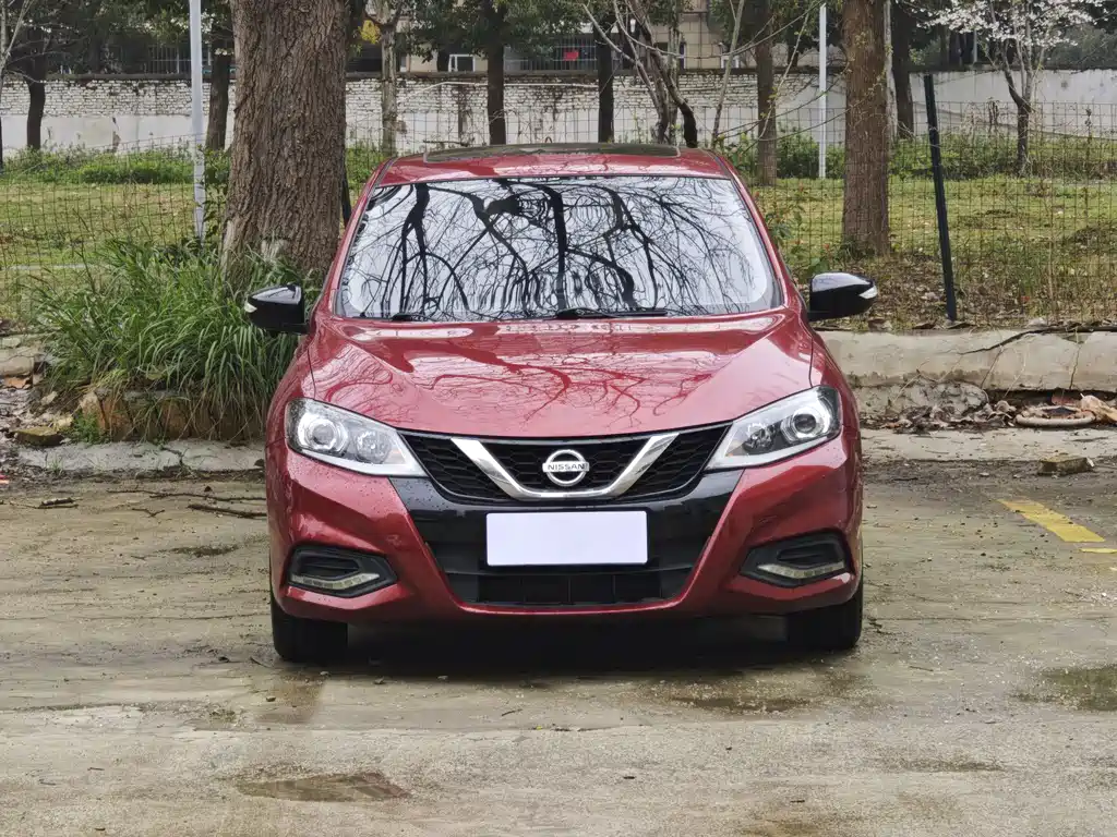 Tiida 2021 1.6L CVT Smart Travel Edition купить на сайте DeffCars
