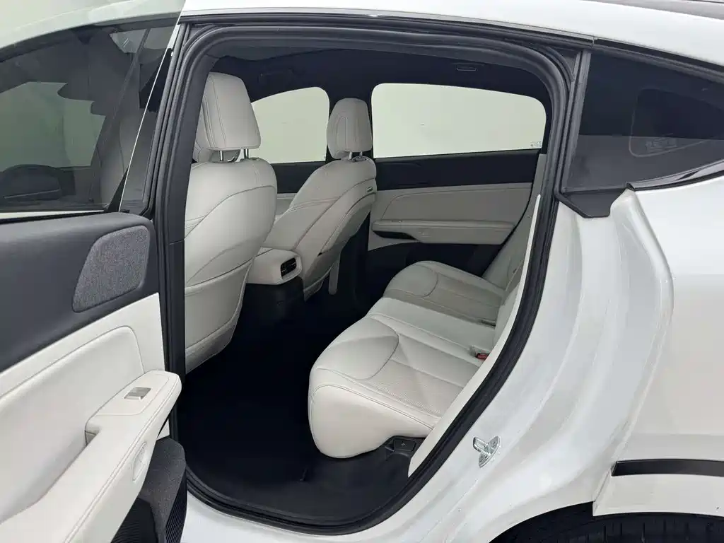 Xpeng G6 2023 model 580 long battery life Max купить на сайте DeffCars