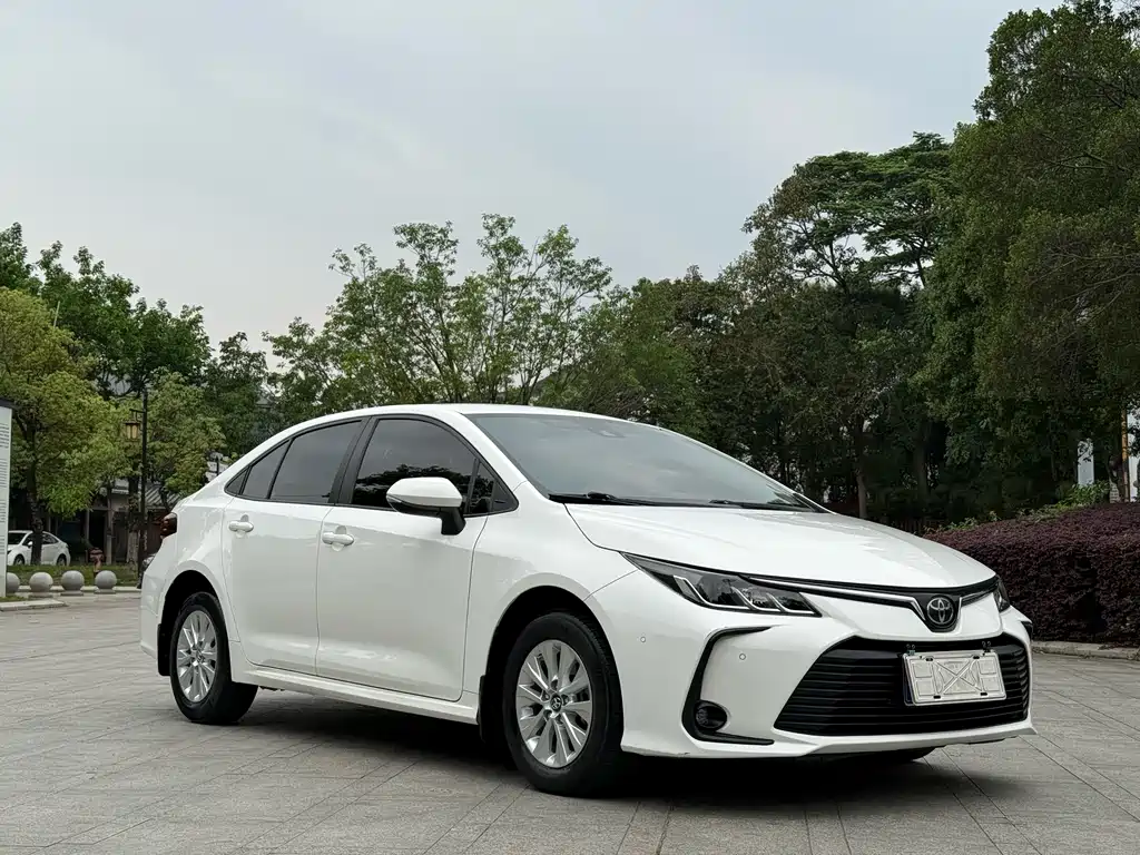 Corolla 2021 1.2T S-CVT Pioneer Edition купить на сайте DeffCars