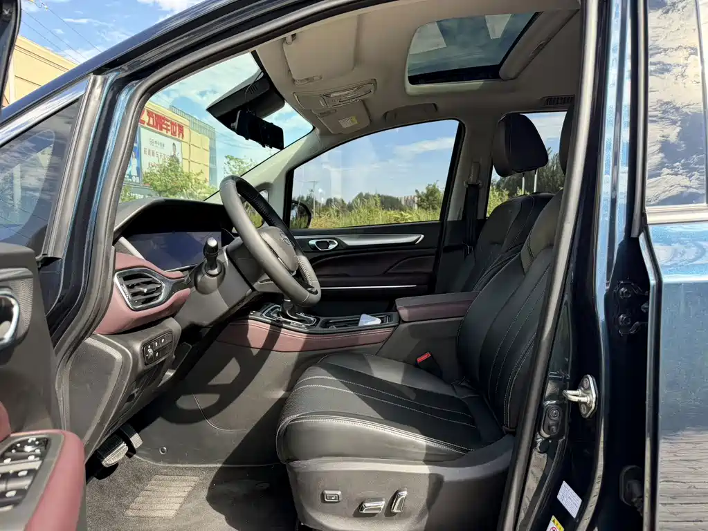 Trumpchi M6 2021 PRO 270T DCT Deluxe Edition купить на сайте DeffCars