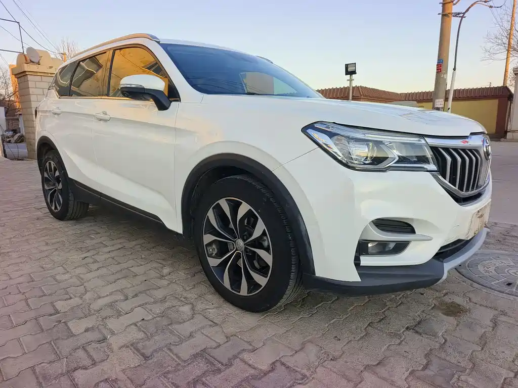 Zhonghua V6 2018 1.5T automatic flagship model купить на сайте DeffCars
