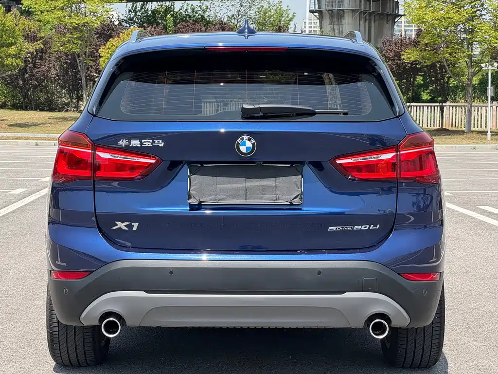 BMW X1 2019 sDrive20Li Leading Model купить на сайте DeffCars