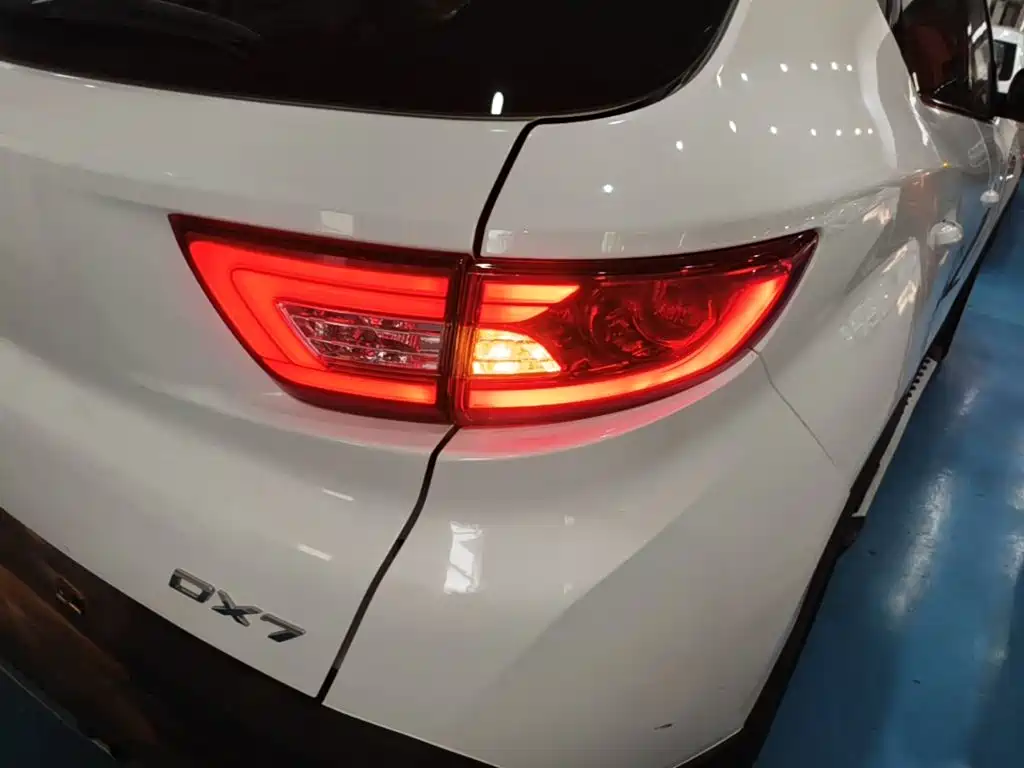 Southeast DX7 2018 1.5T Automatic Honor Edition купить на сайте DeffCars