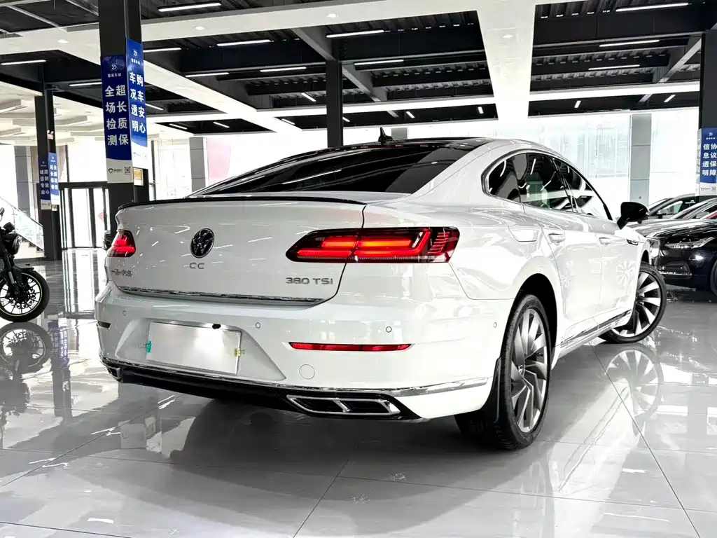 FAW-Volkswagen CC 2024 380TSI eye-catching version купить на сайте DeffCars