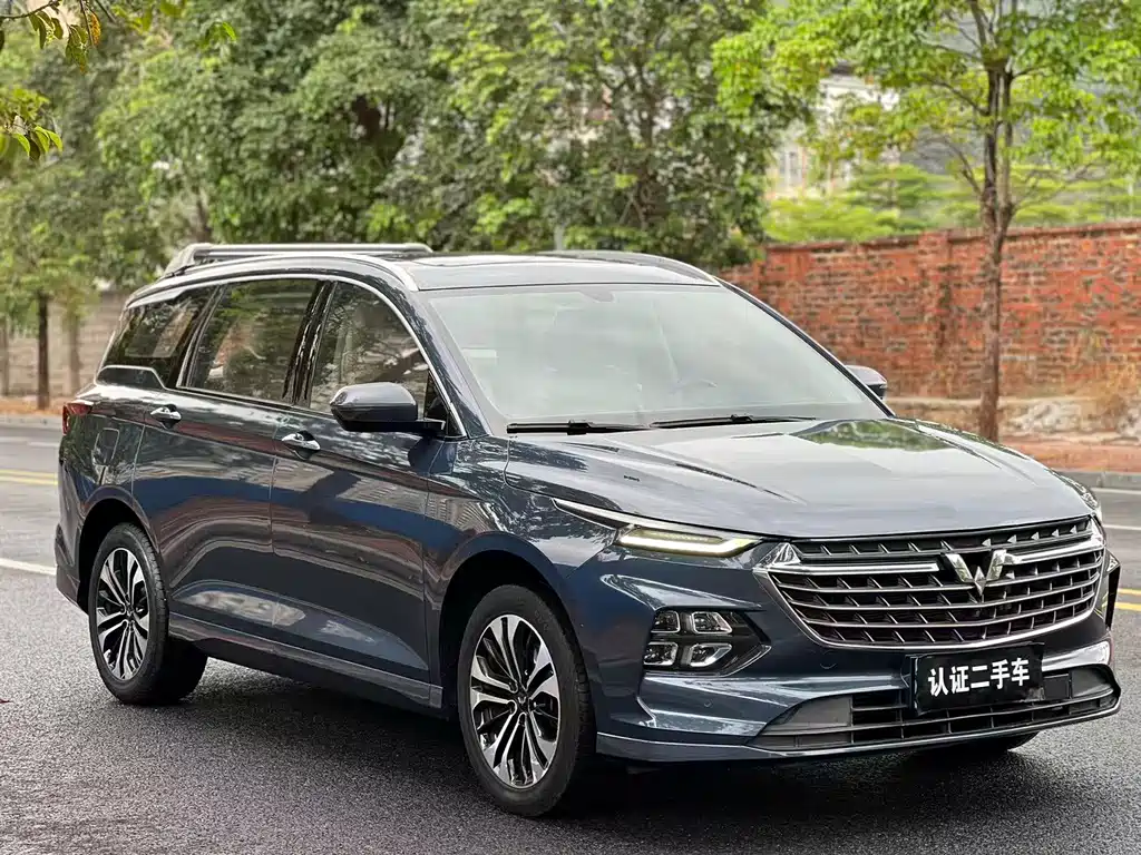 Wuling Capgemini 2020 1.5T CVT flagship model купить на сайте DeffCars