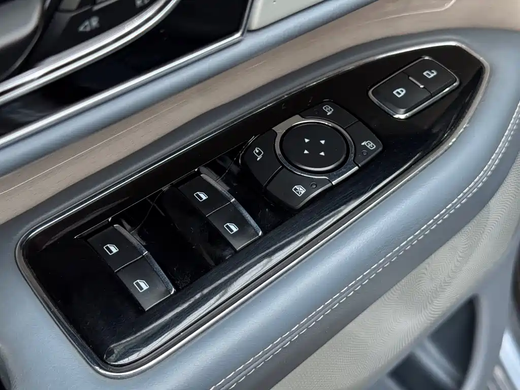 Navigator 2022 3.5T Presidential Edition купить на сайте DeffCars