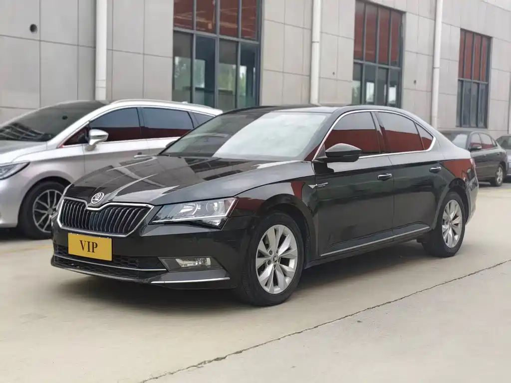 Superb 2018 TSI330 DSG Comfort Edition National V купить на сайте DeffCars
