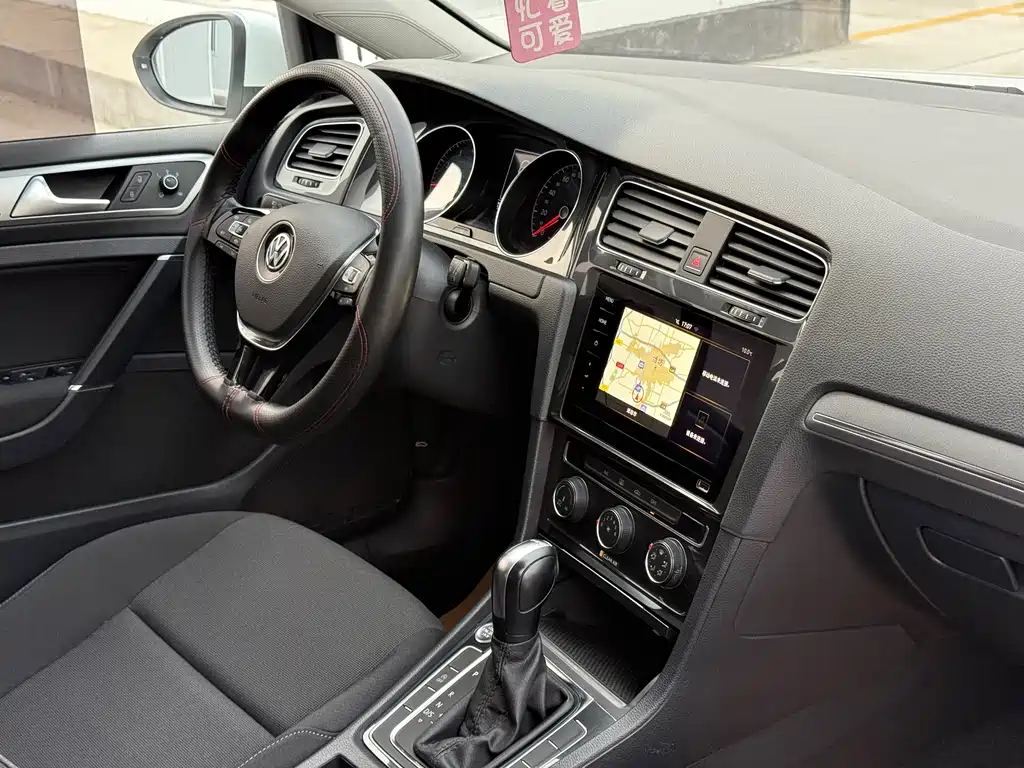 Golf 2020 Beloved Edition 200TSI DSG Comfort Type купить на сайте DeffCars