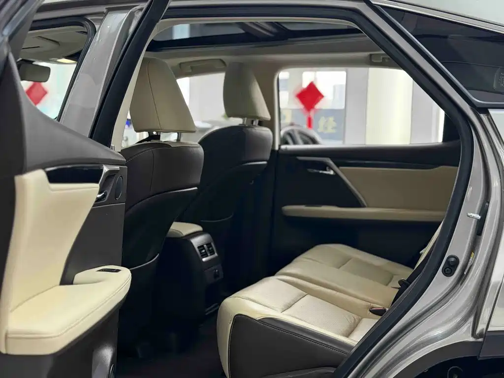 Lexus RX 2016 300 four-wheel drive elegant version National V купить на сайте DeffCars