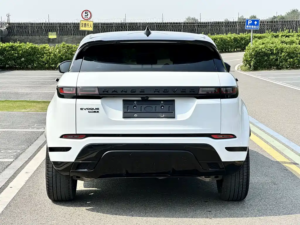 Range Rover Evoque 2020 249PS R-DYNAMIC S Black Sports Edition купить на сайте DeffCars