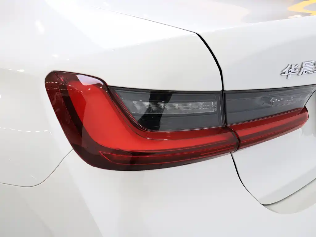 BMW 3 Series 2024 325Li xDrive M Sports Package купить на сайте DeffCars