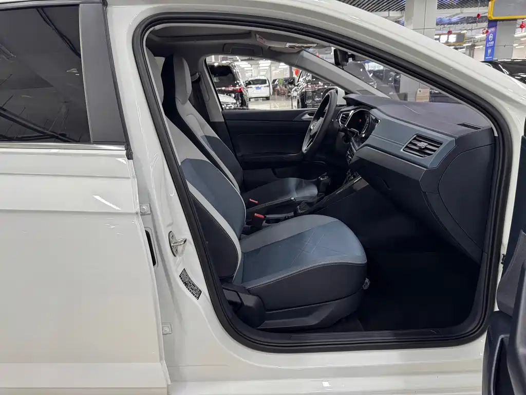 Lavida 2023 New 1.5L Automatic Wish Edition купить на сайте DeffCars