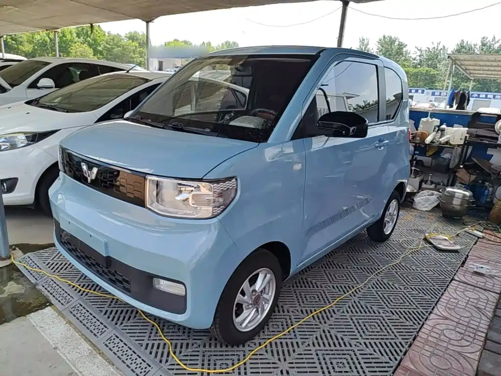 Hongguang MINIEV 2020 Relaxed Lithium Iron Phosphate купить на сайте DeffCars