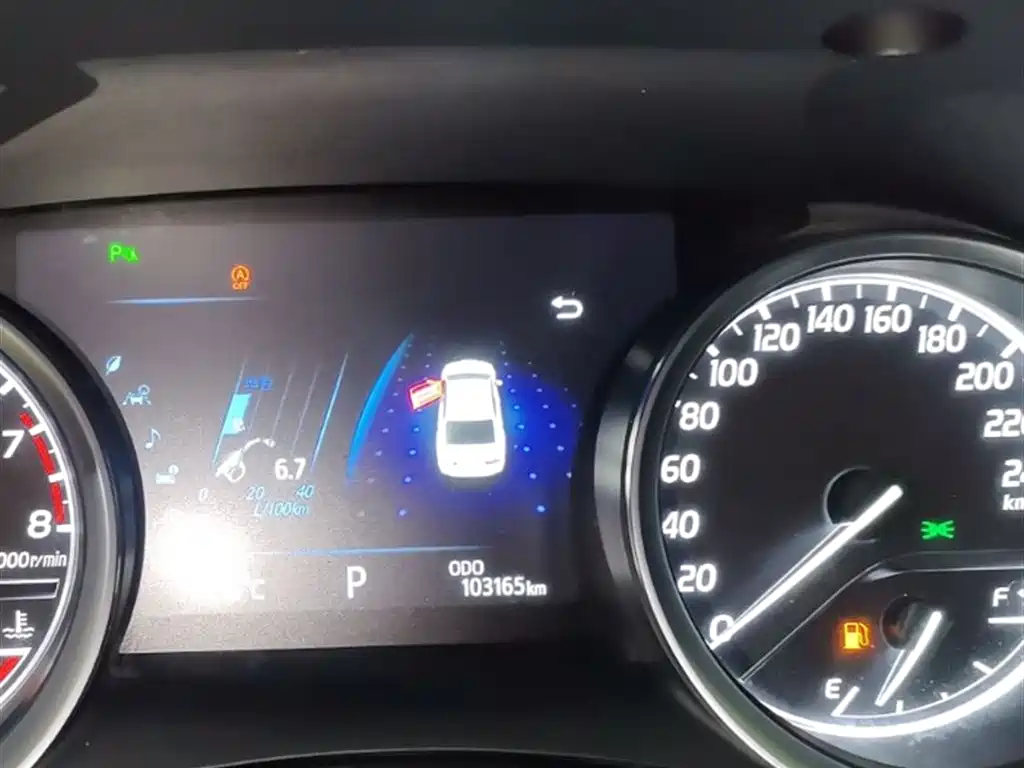Camry 2018 2.0G Deluxe Edition купить на сайте DeffCars