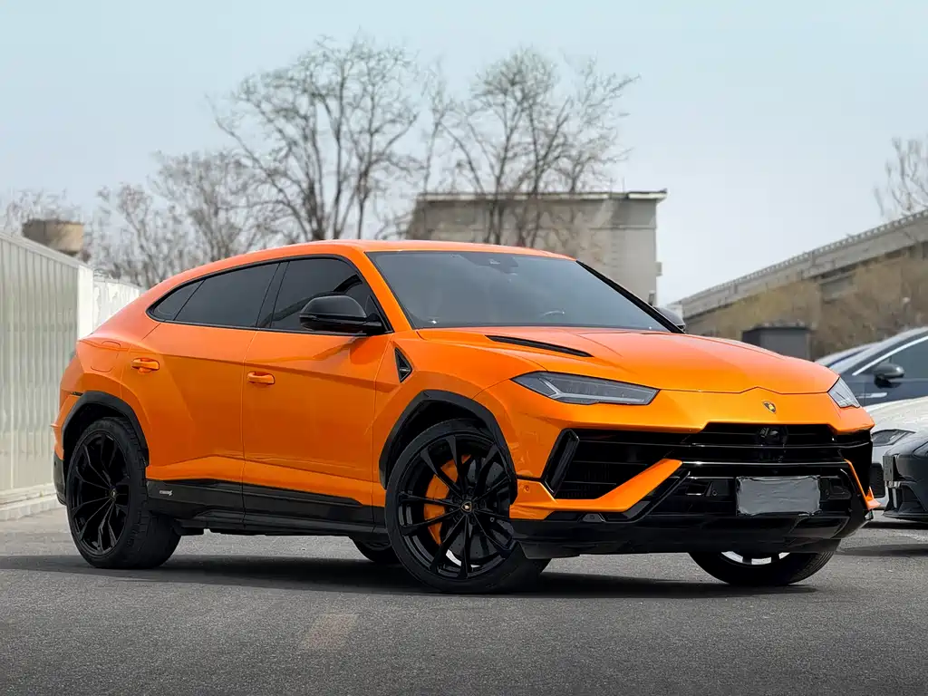 Urus 2023 4.0T V8 S купить на сайте DeffCars
