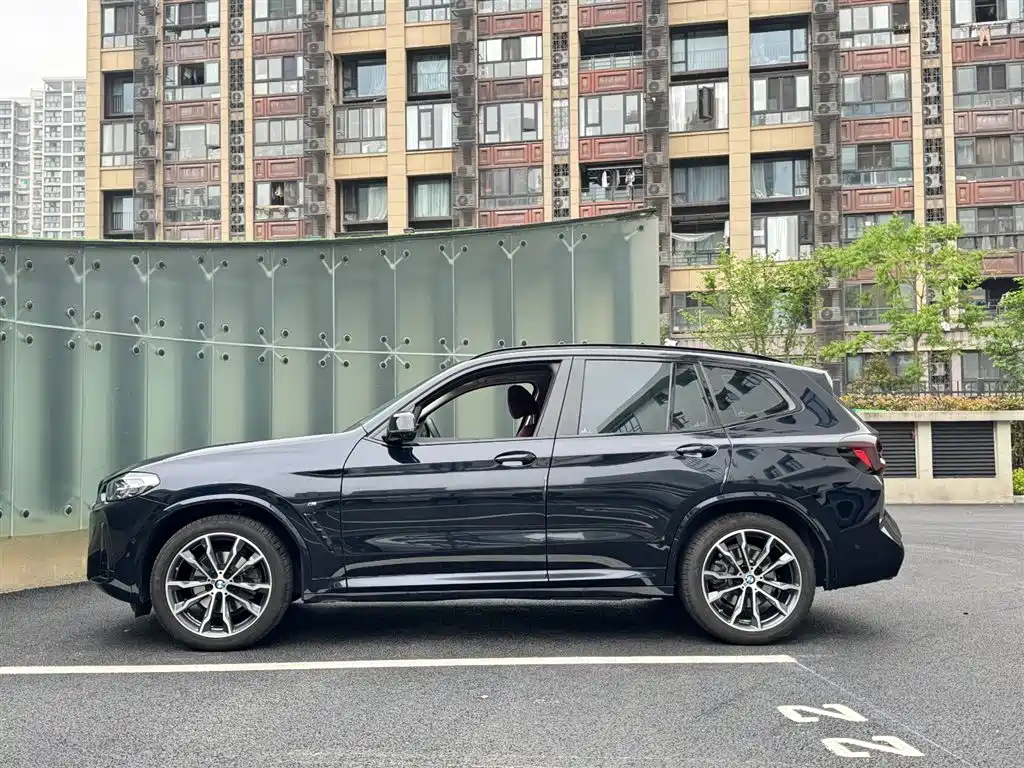 BMW X3 2023 Facelift xDrive30i Leading M Night Package купить на сайте DeffCars