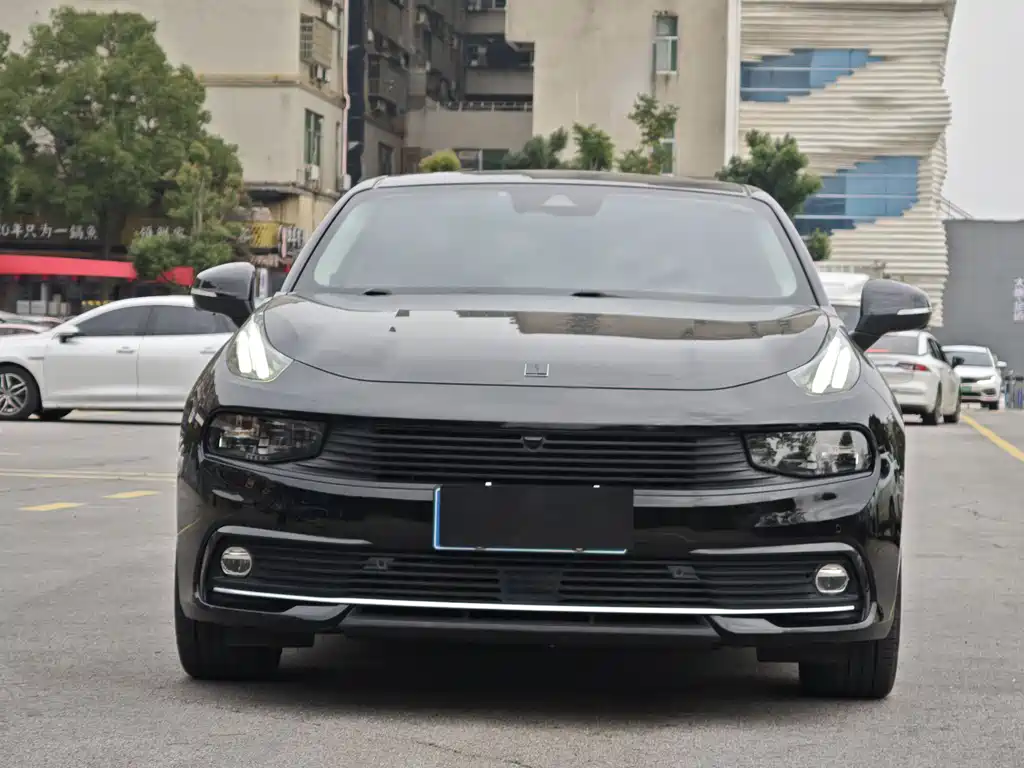 Lynk & Co 03 2018 1.5TD DCT Jin Pro Edition National V купить на сайте DeffCars