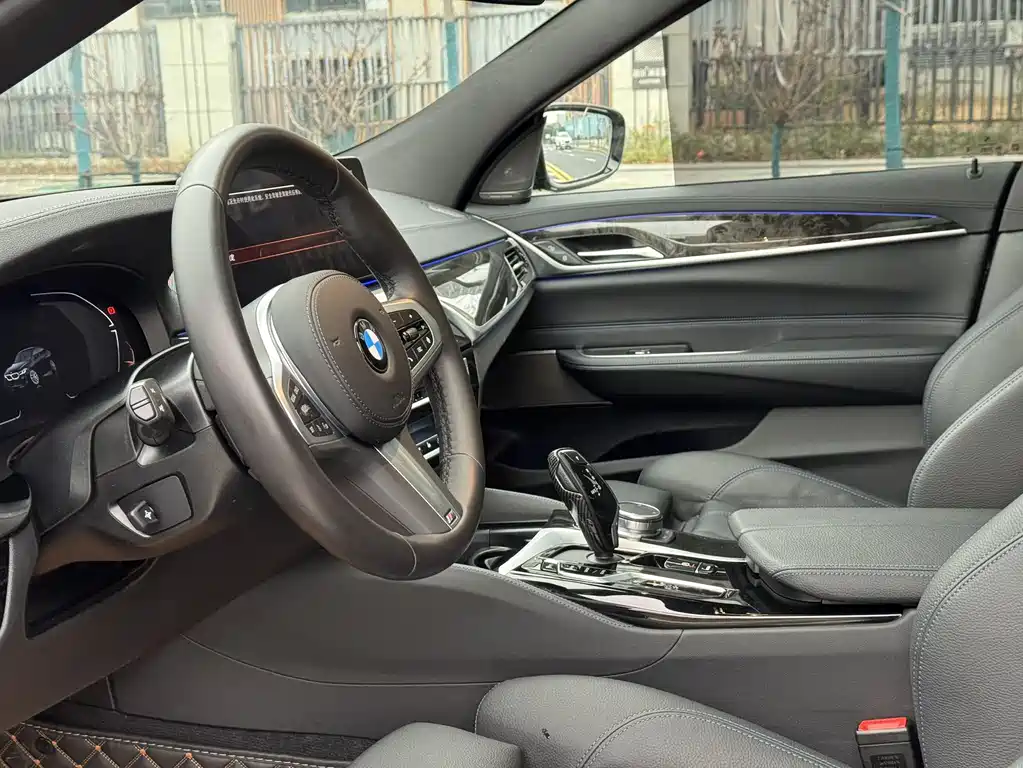 BMW 6 Series GT 2024 630i M Sports Premium Package купить на сайте DeffCars