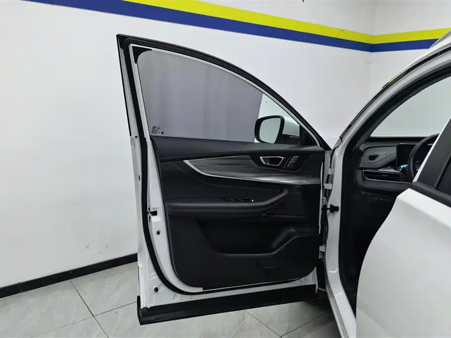 Tiggo 8 PLUS 2021 model 290TGDI DCT luxury version+ купить на сайте DeffCars