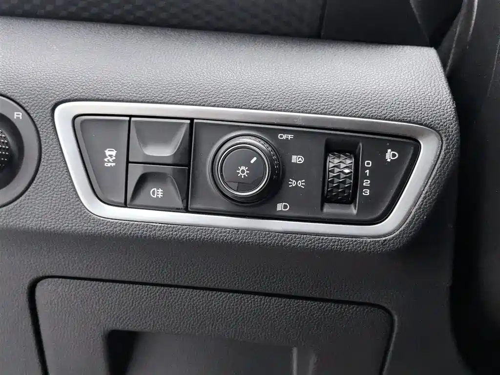 Baojun Valli 2021 1.5T Yili Ranch CVT luxury model купить на сайте DeffCars