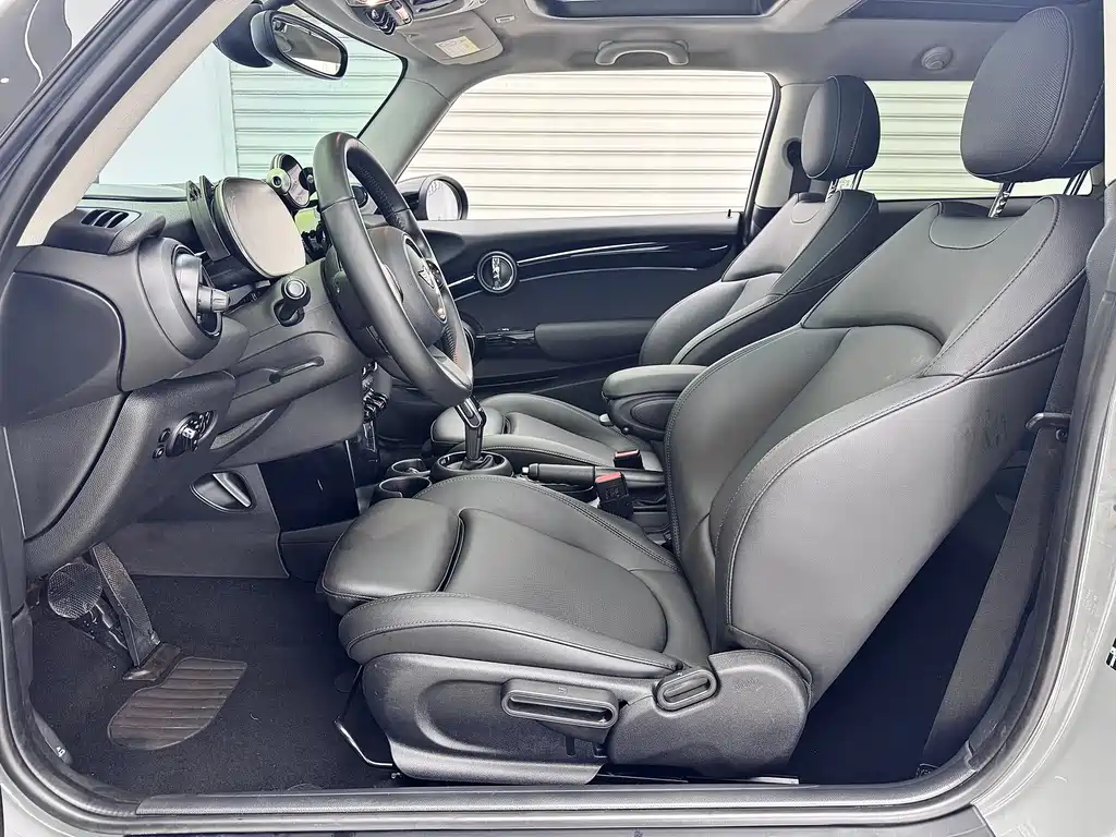 MINI 2023 facelift 1.5T COOPER artist купить на сайте DeffCars