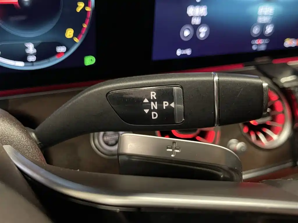 Mercedes-Benz E-Class 2023 E 300 L Luxury Model купить на сайте DeffCars