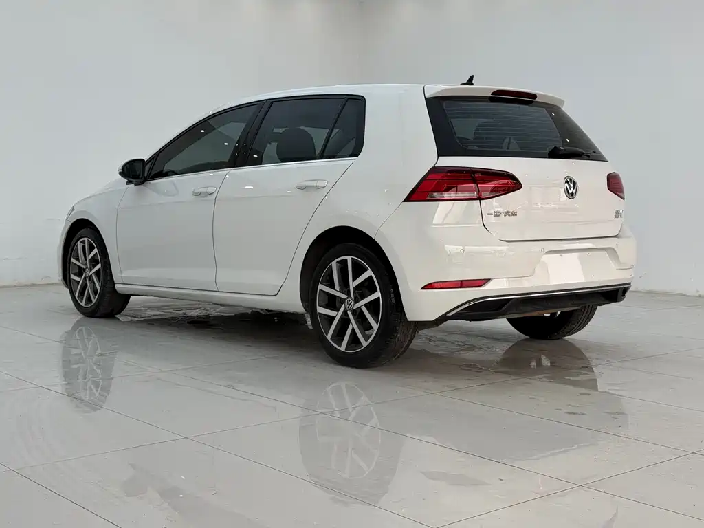 Golf 2020 280TSI DSG comfort model купить на сайте DeffCars