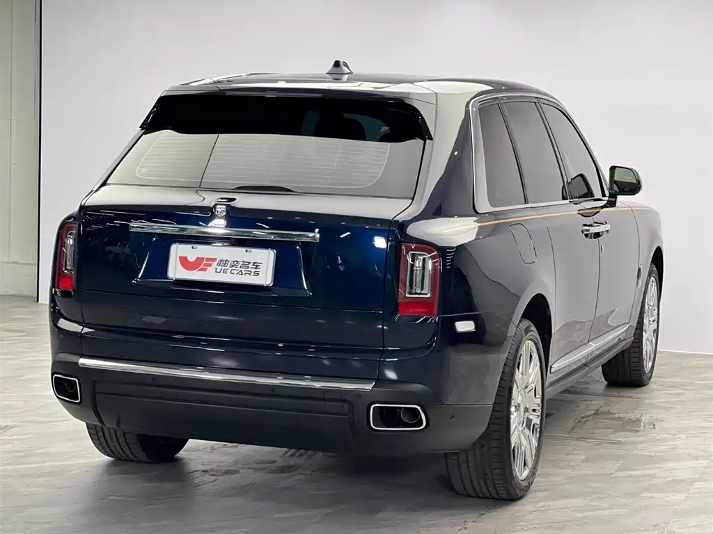 Cullinan 2018 five-seater version купить на сайте DeffCars