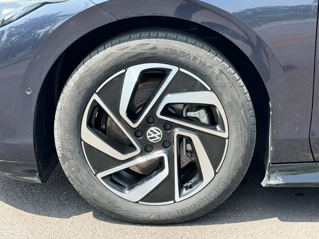 Volkswagen ID.7 VIZZION 2024 PRO купить на сайте DeffCars