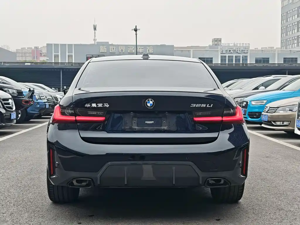 BMW 3 Series 2023 325Li M Sports Night Package купить на сайте DeffCars