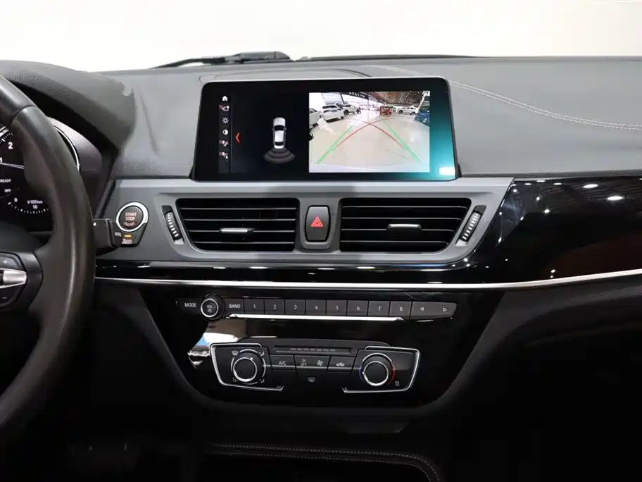 BMW 1 Series 2020 120i M Sports Package купить на сайте DeffCars