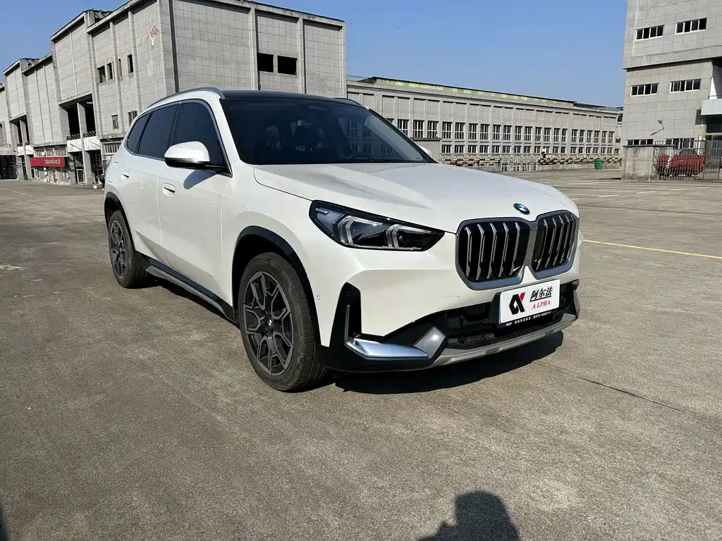 BMW X1 2024 sDrive25Li X Design Package купить на сайте DeffCars