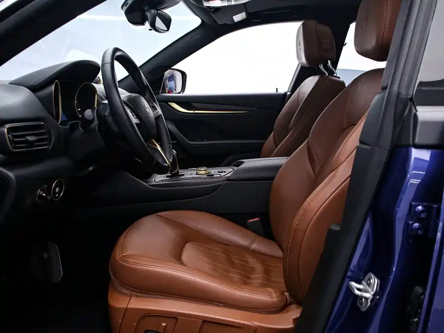 Levante 2018 3.0T Classic Edition купить на сайте DeffCars