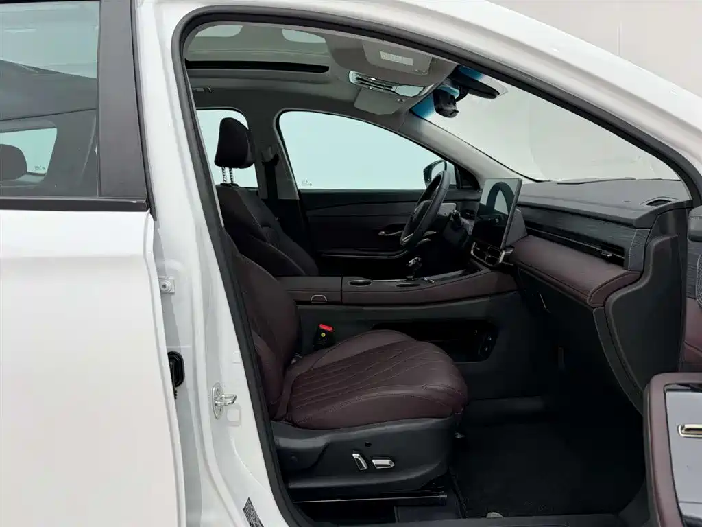 Jietu X90 PRO 2024 model 1.6T DCT luxury version 5 seats купить на сайте DeffCars