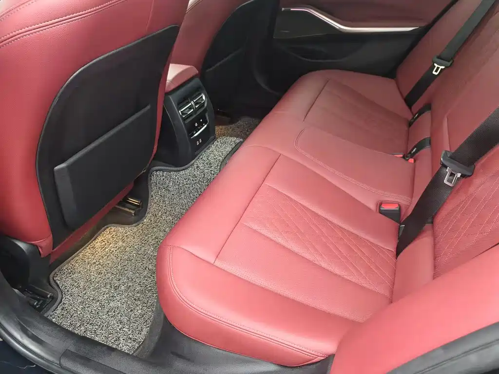 BMW 3 Series 2022 325i M Sports Night Package купить на сайте DeffCars